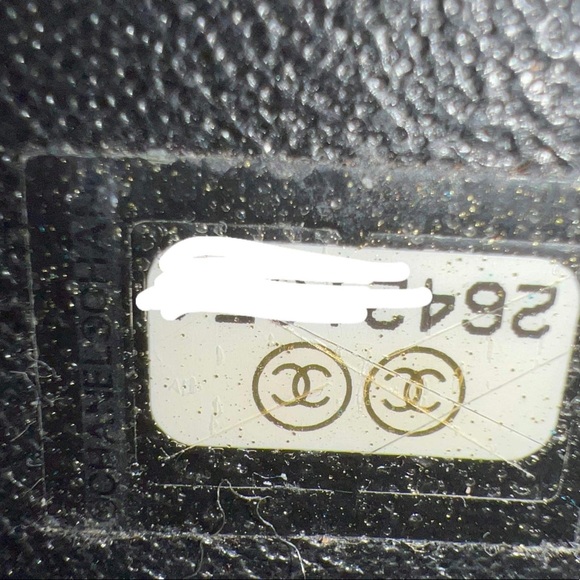 NEW Chanel CC Filigree Medium Vanity Case - Picture 10 of 16